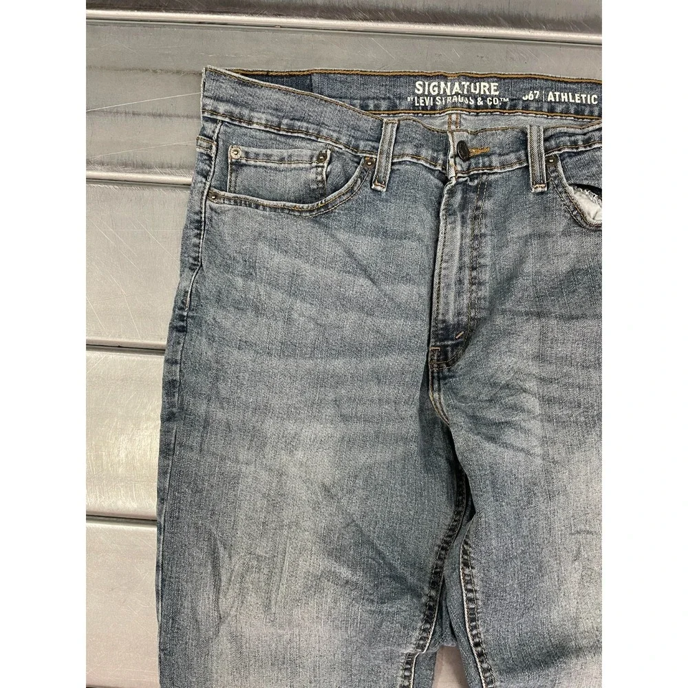 Signature Levis S67 Athletic Jeans Mens 34X30 Blue‎ Medium Wash Denim Straight